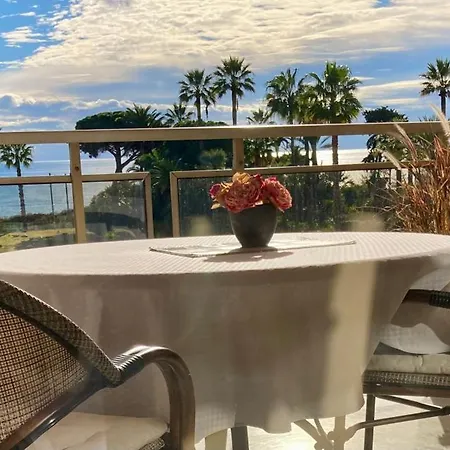 Events, Beach, Pool & Parking Apartmán